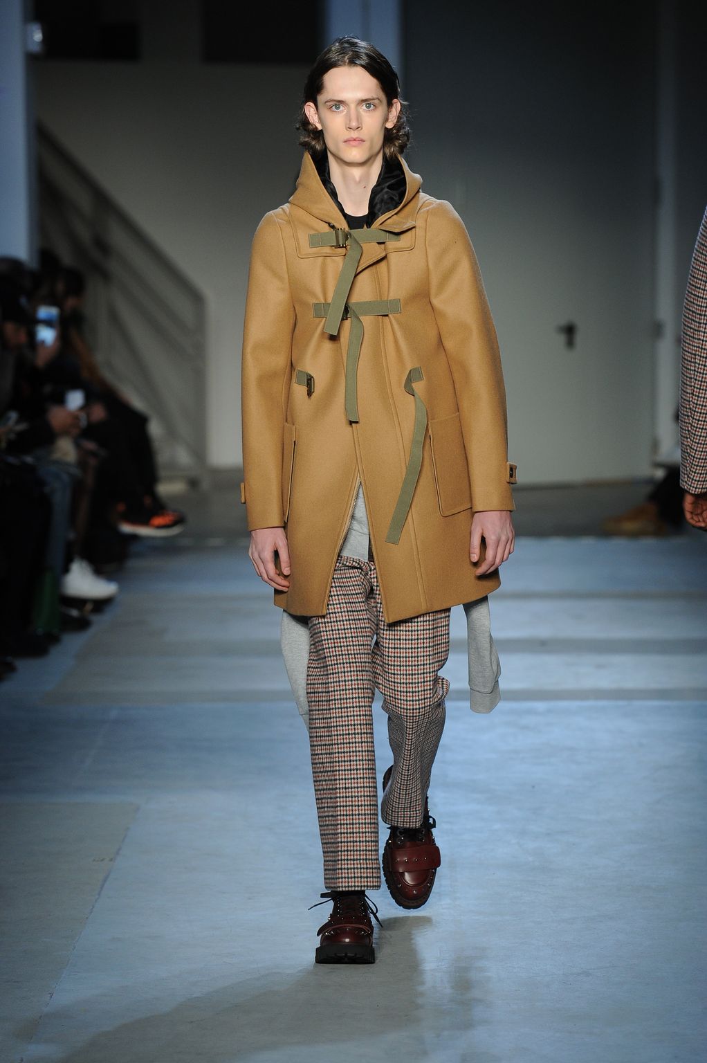 Fashion Week Milan Fall/Winter 2017 look 14 from the N°21 collection menswear