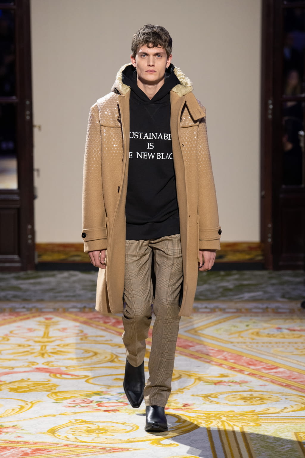 Fashion Week Paris Fall/Winter 2020 look 14 from the Redemption collection 女装