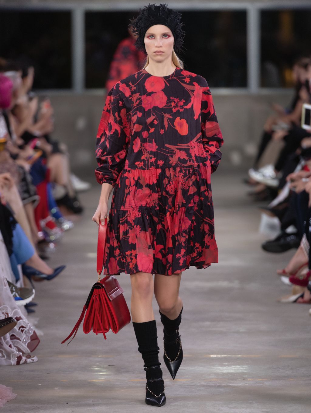 Fashion Week Paris Pre-Fall 2019 look 14 from the Valentino collection womenswear