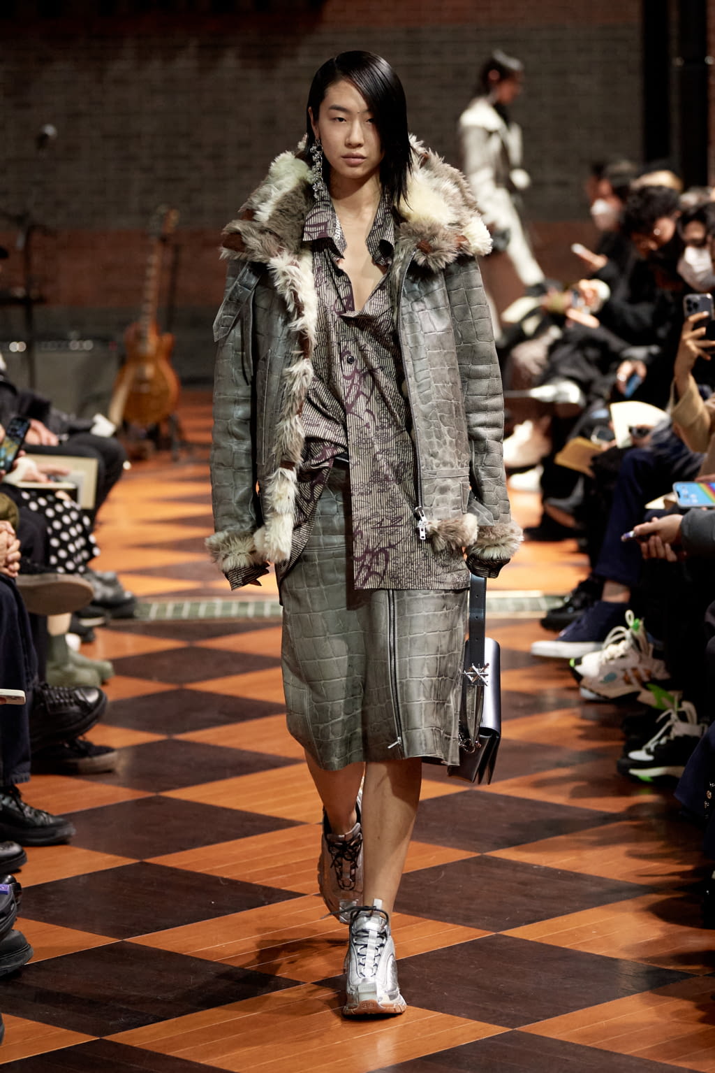 Fashion Week Paris Fall/Winter 2022 look 15 de la collection Sankuanz menswear