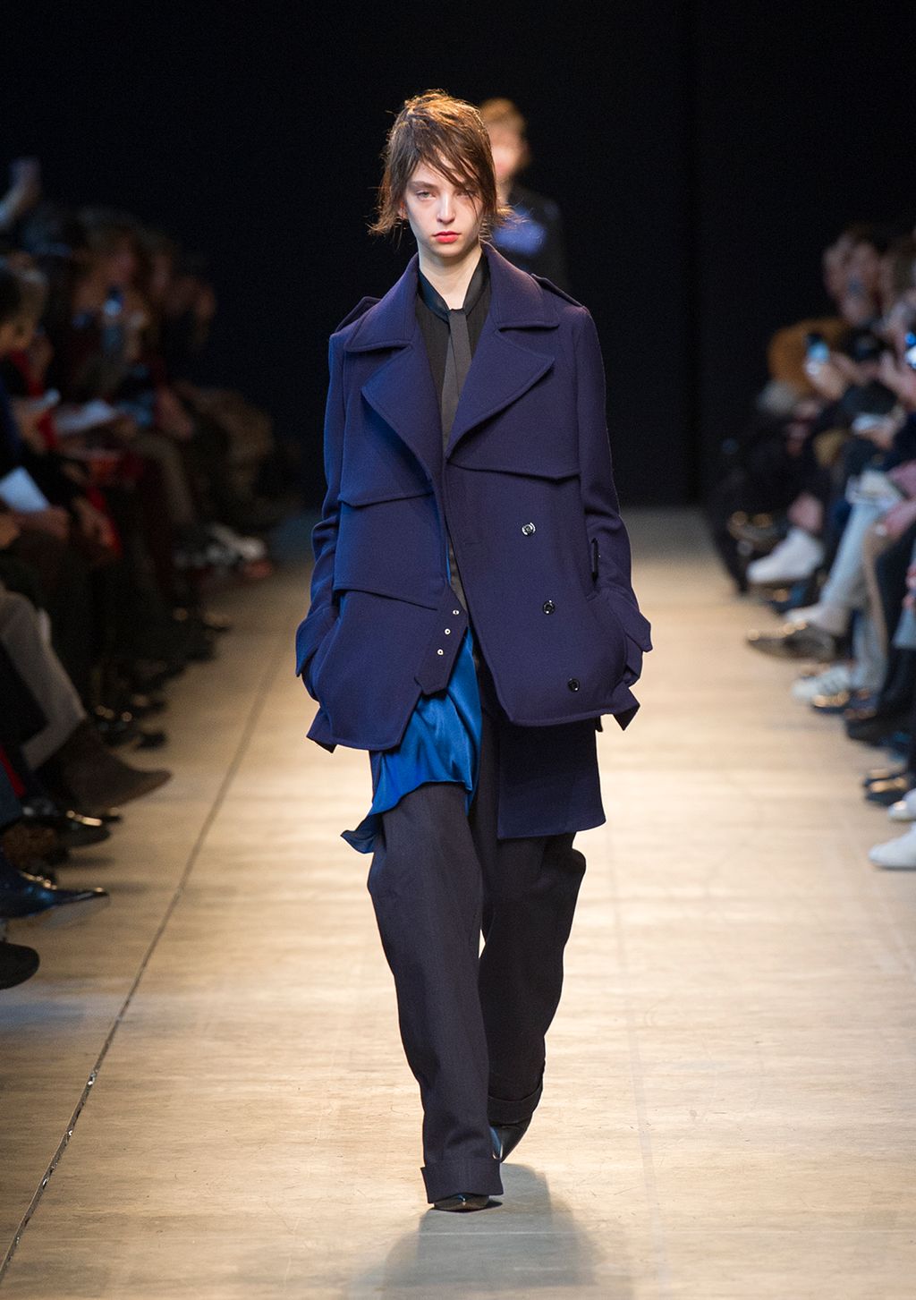 Fashion Week Milan Fall/Winter 2016 look 15 from the Costume National collection 女装