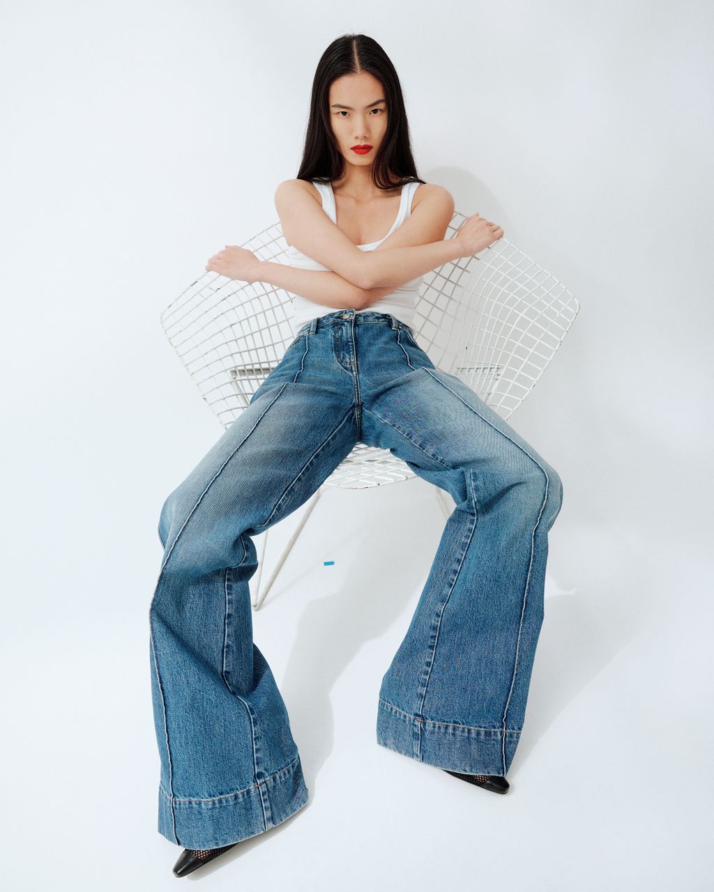 Fashion Week Paris Spring/Summer 2025 look 16 from the Barbara Bui collection 女装