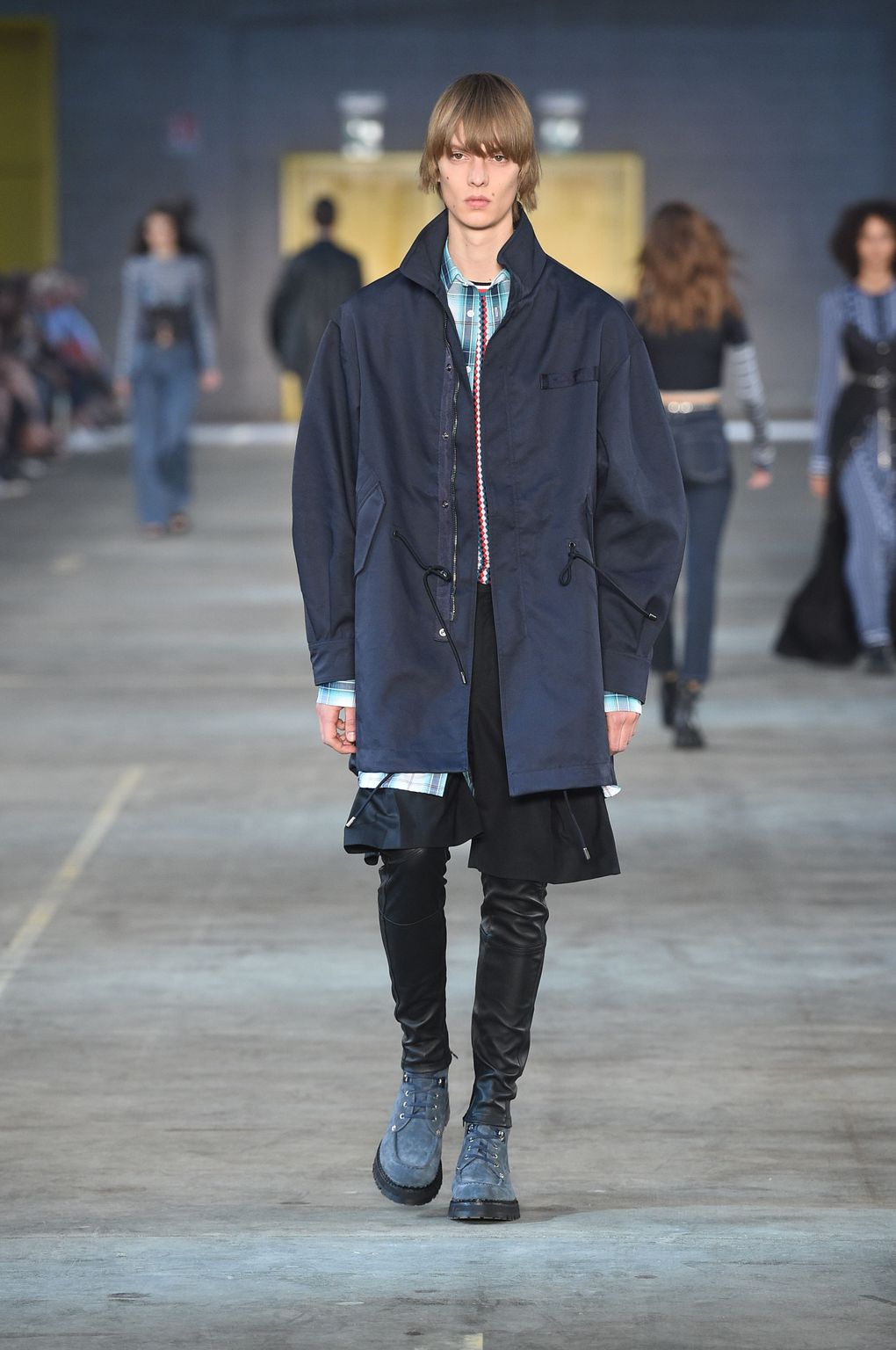 Fashion Week Milan Spring/Summer 2018 look 16 from the Diesel Black Gold collection menswear