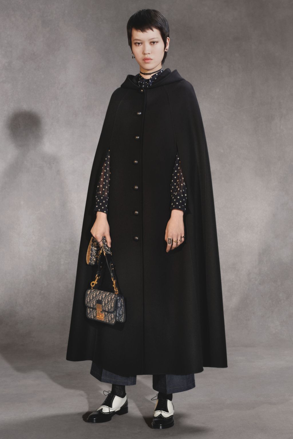 Fashion Week Paris Pre-Fall 2018 look 17 from the Christian Dior collection womenswear
