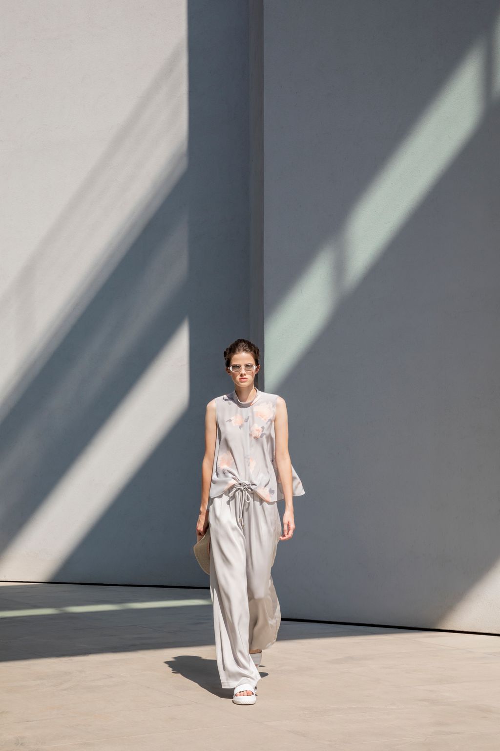 Fashion Week Milan Spring/Summer 2021 look 18 from the Emporio Armani collection womenswear