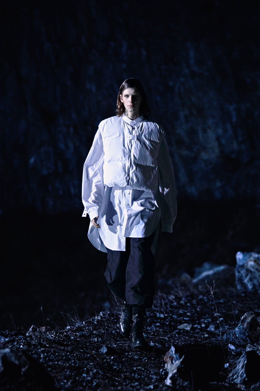 Fashion Week Paris Fall/Winter 2022 look 18 de la collection Songzio menswear