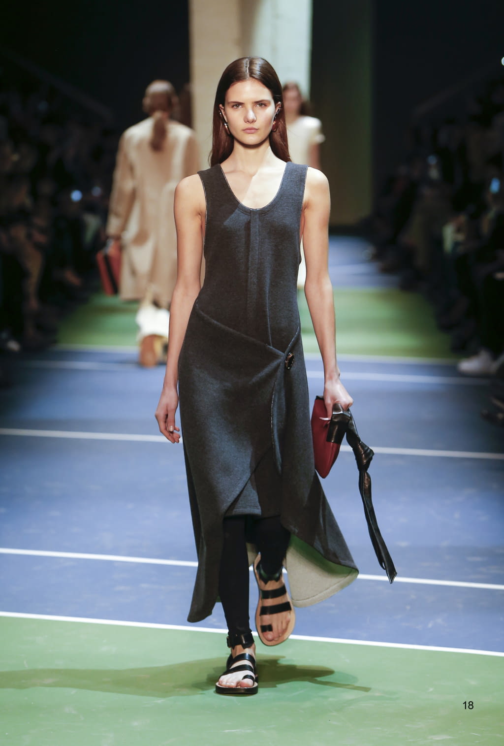 Fashion Week Paris Fall/Winter 2016 look 18 de la collection Celine womenswear