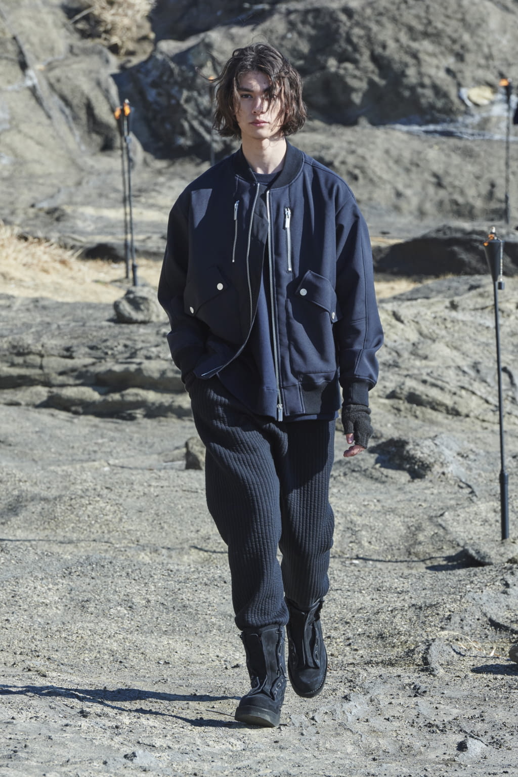 Fashion Week Paris Fall/Winter 2022 look 19 from the White Mountaineering collection menswear