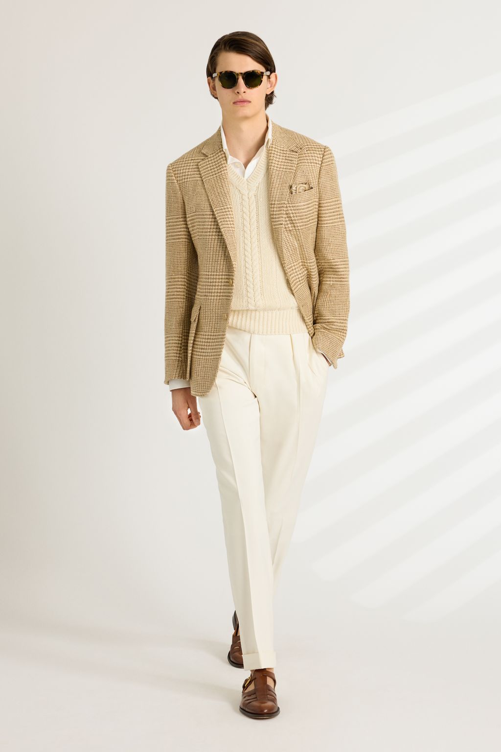 Fashion Week New York Spring-Summer 2025 look 2 from the Ralph Lauren Purple Label collection menswear