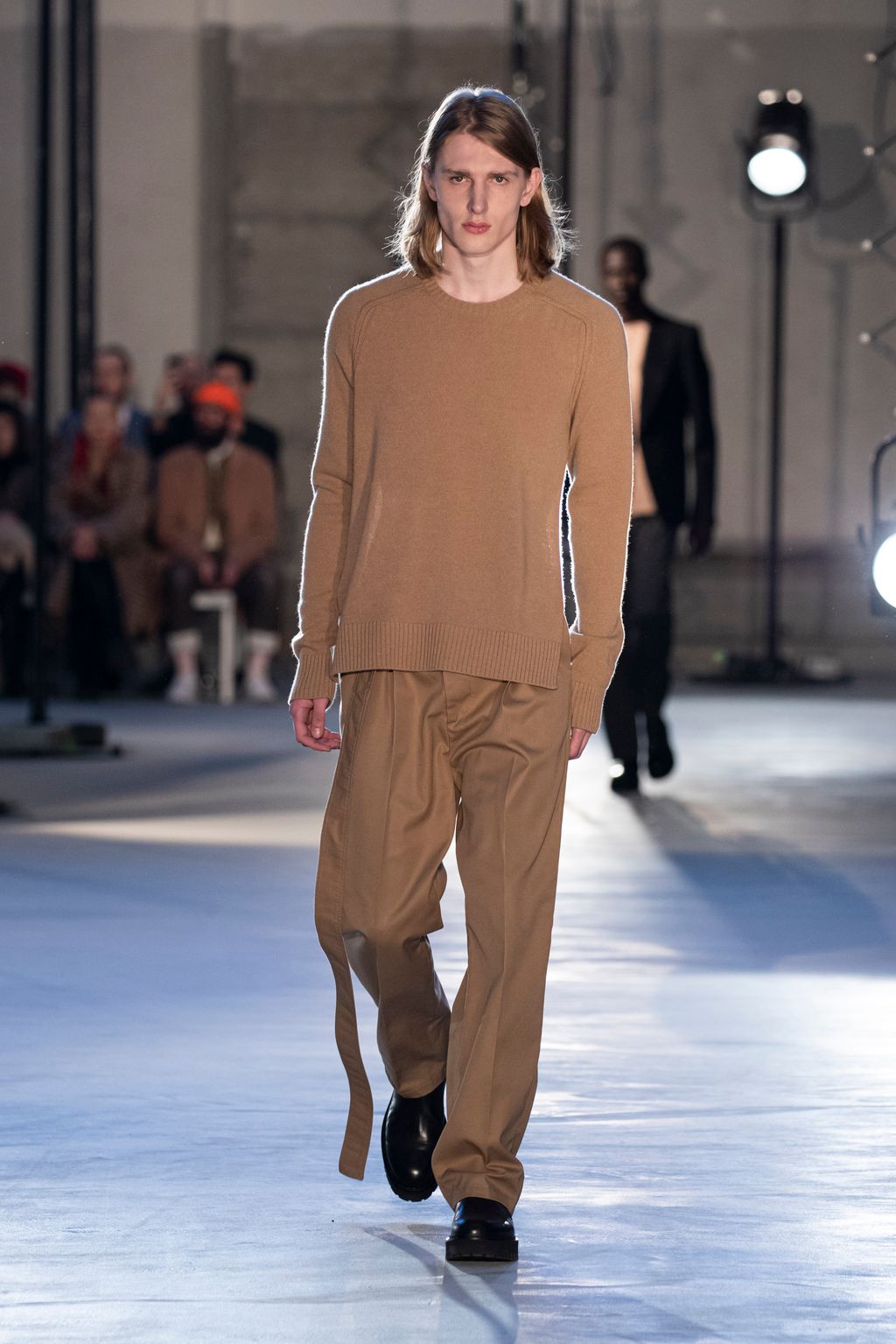 Fashion Week Milan Fall/Winter 2020 look 2 from the N°21 collection menswear
