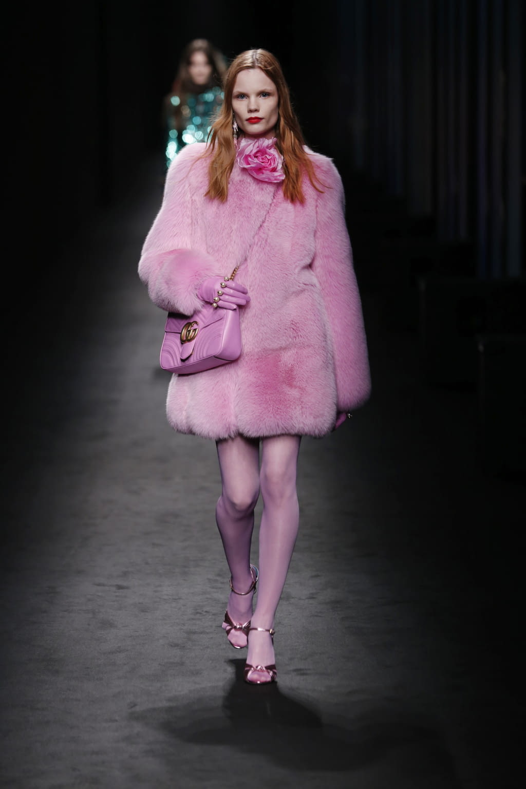 Fashion Week Milan Fall/Winter 2016 look 2 from the Gucci collection womenswear