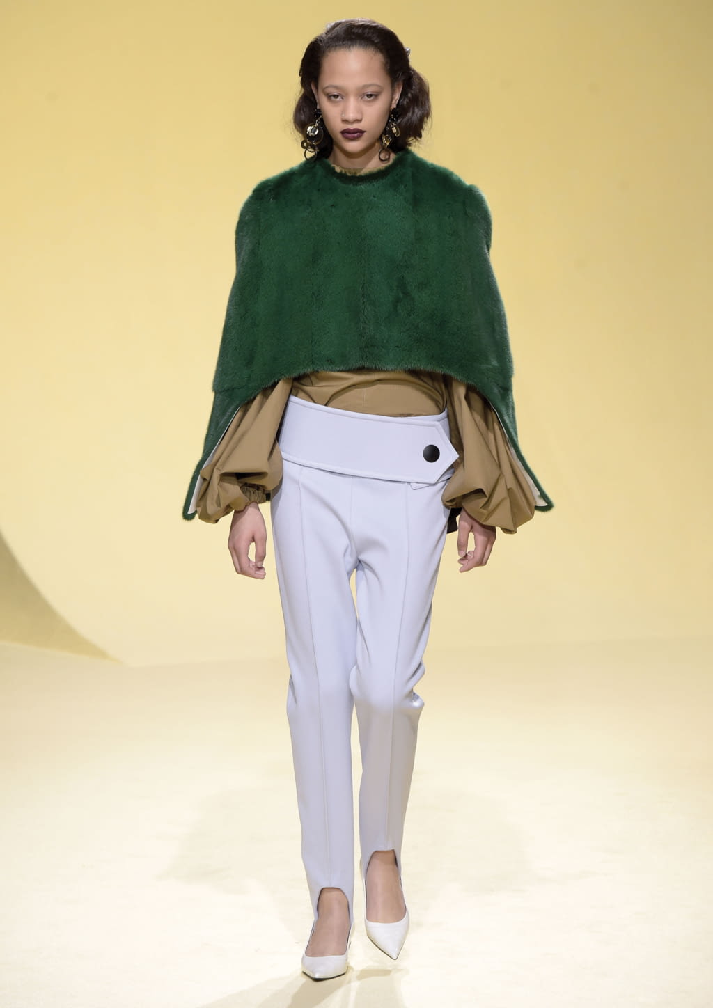 Fashion Week Milan Fall/Winter 2016 look 2 from the Marni collection 女装