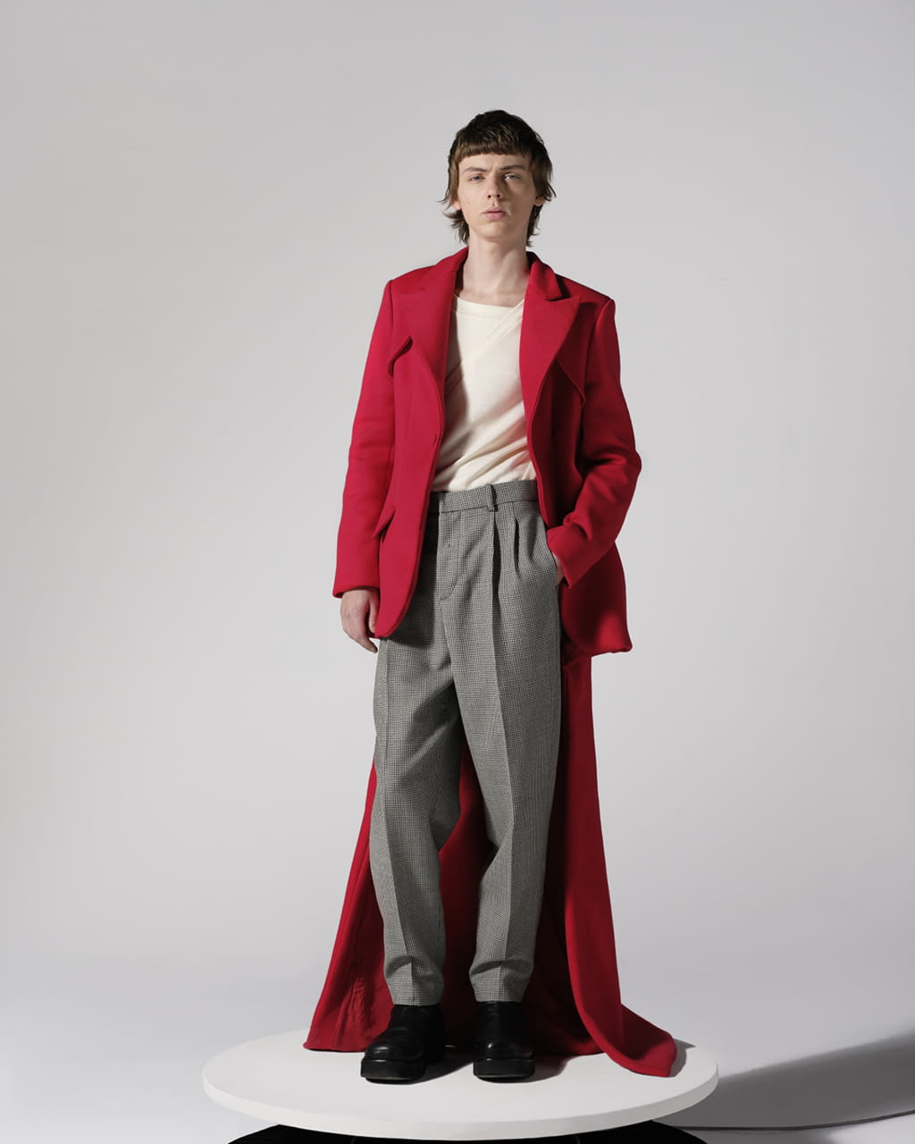 Fashion Week Paris Fall/Winter 2022 look 21 de la collection Steven Passaro menswear