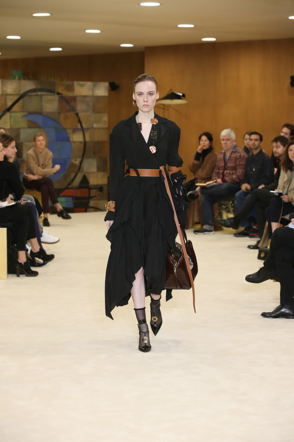 Fashion Week Paris Fall/Winter 2016 look 21 from the Loewe collection womenswear