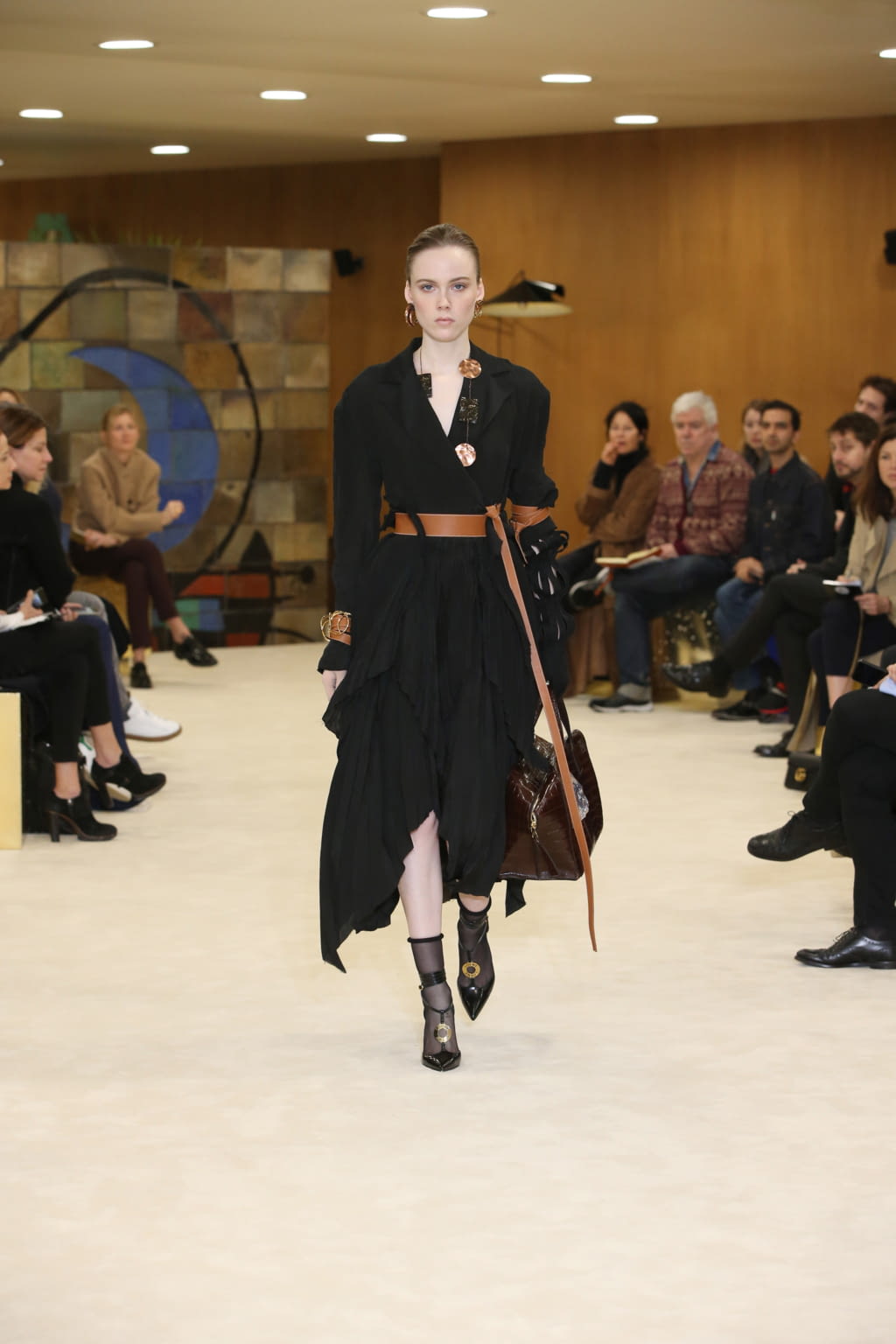 Fashion Week Paris Fall/Winter 2016 look 21 de la collection Loewe womenswear