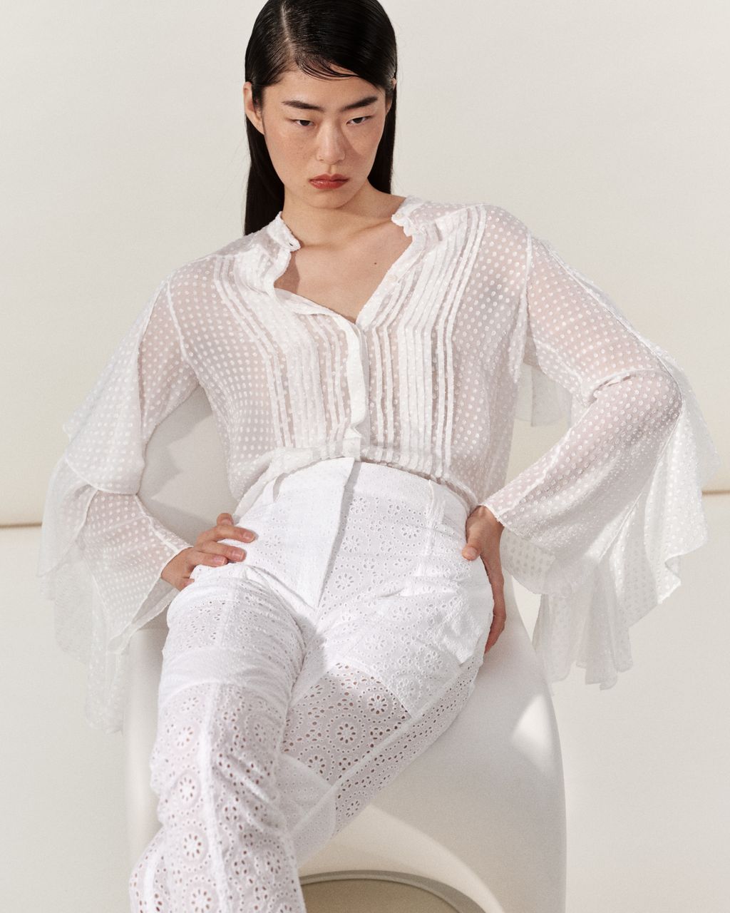 Fashion Week Paris Spring/Summer 2026 look 27 from the Barbara Bui collection womenswear