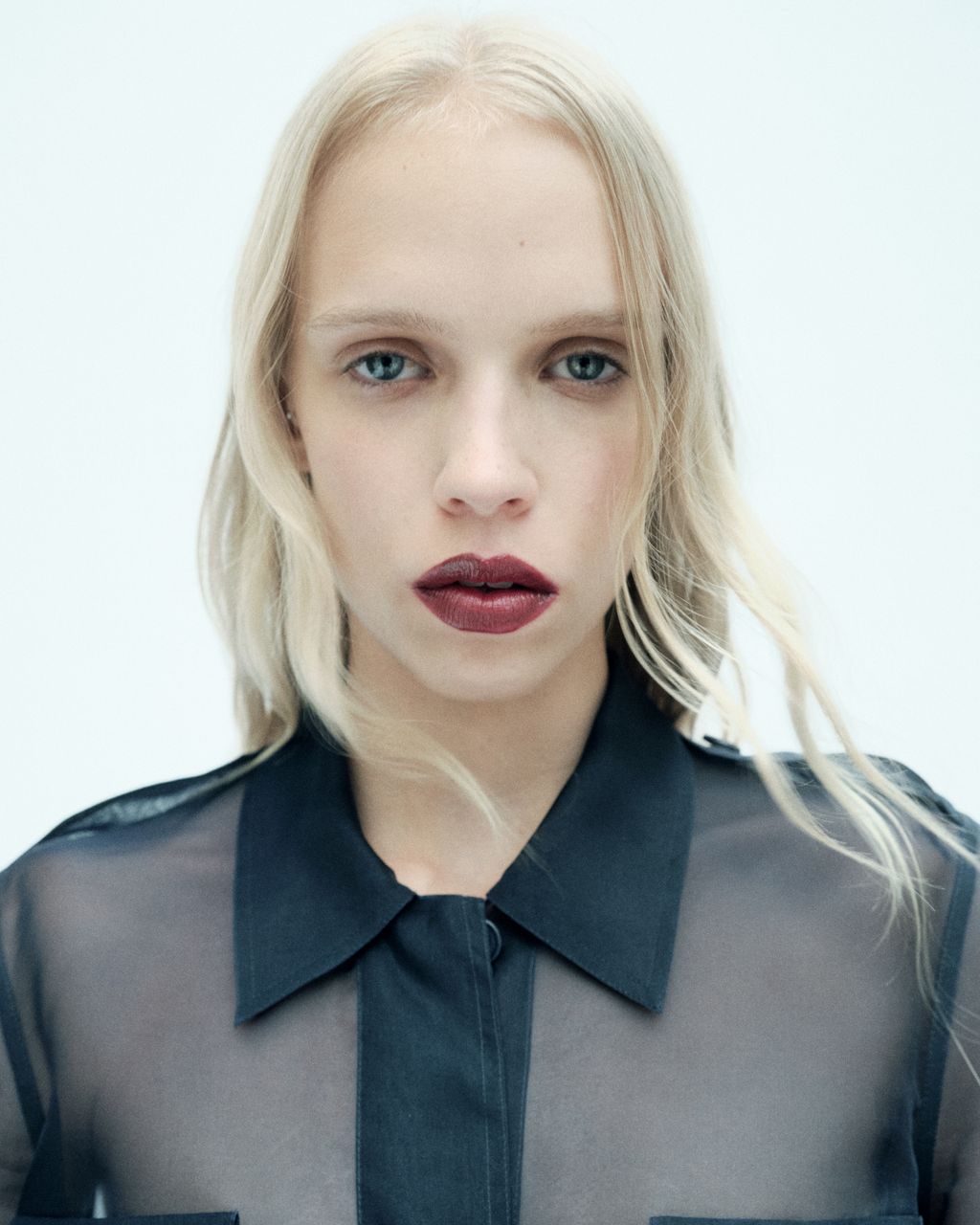 Fashion Week Paris Spring/Summer 2025 look 23 de la collection Barbara Bui womenswear