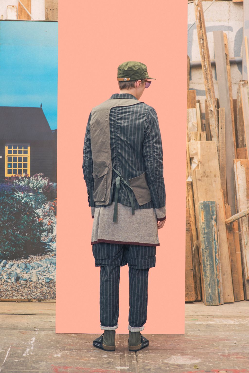 Fashion Week Paris Spring/Summer 2017 look 24 from the Undercover collection menswear