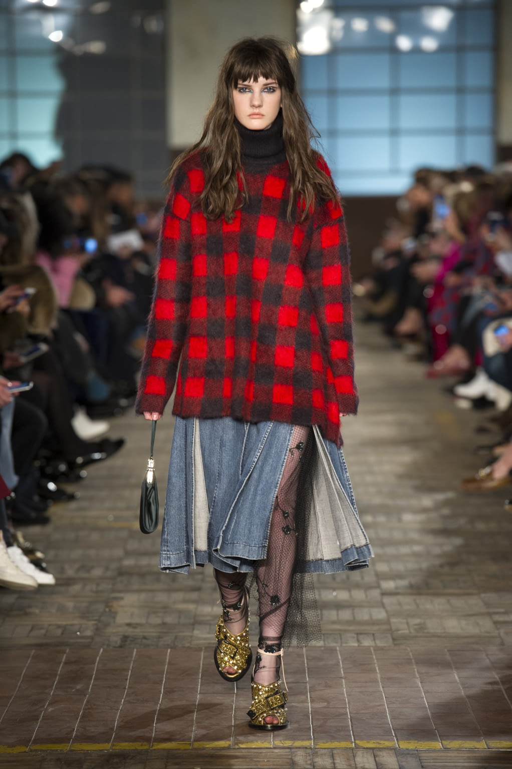 Fashion Week Milan Fall/Winter 2016 look 24 de la collection N°21 womenswear