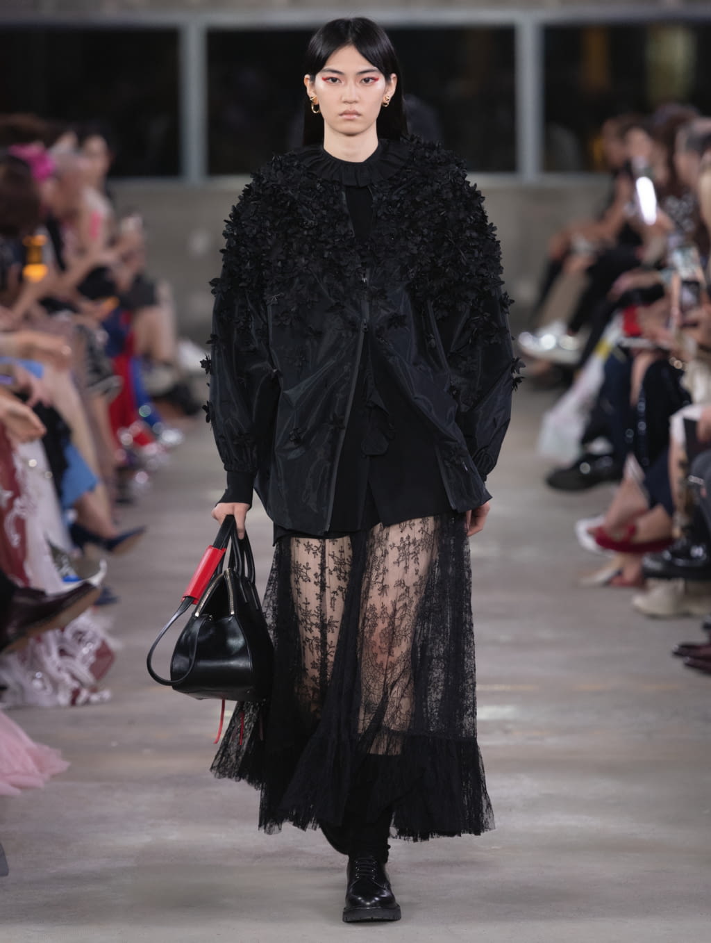 Fashion Week Paris Pre-Fall 2019 look 23 from the Valentino collection womenswear