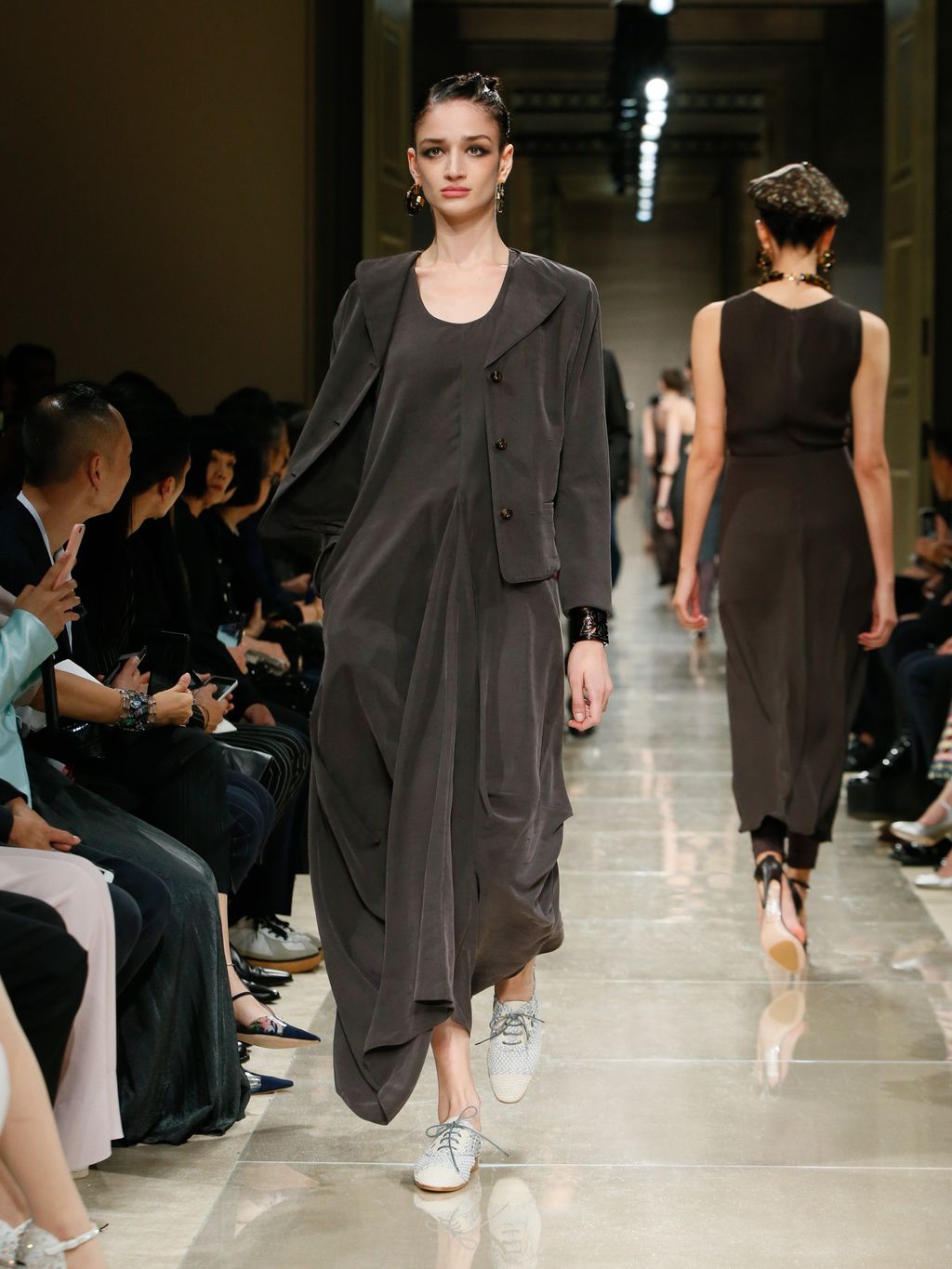 Fashion Week Milan Resort 2020 look 27 from the Giorgio Armani collection womenswear