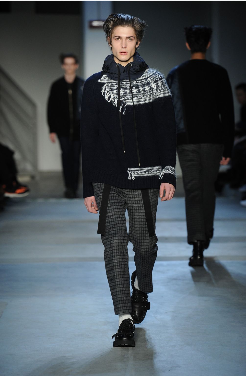 Fashion Week Milan Fall/Winter 2017 look 28 from the N°21 collection menswear
