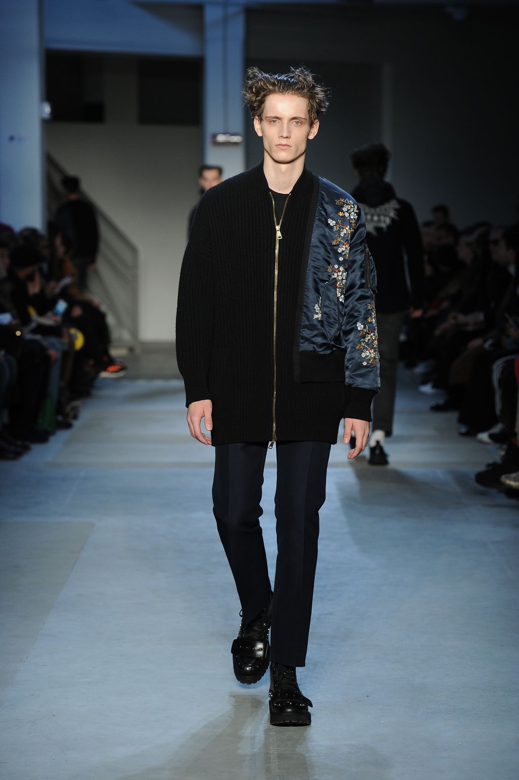 Fashion Week Milan Fall/Winter 2017 look 29 from the N°21 collection menswear
