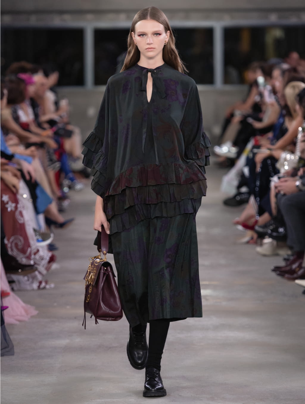 Fashion Week Paris Pre-Fall 2019 look 29 from the Valentino collection womenswear