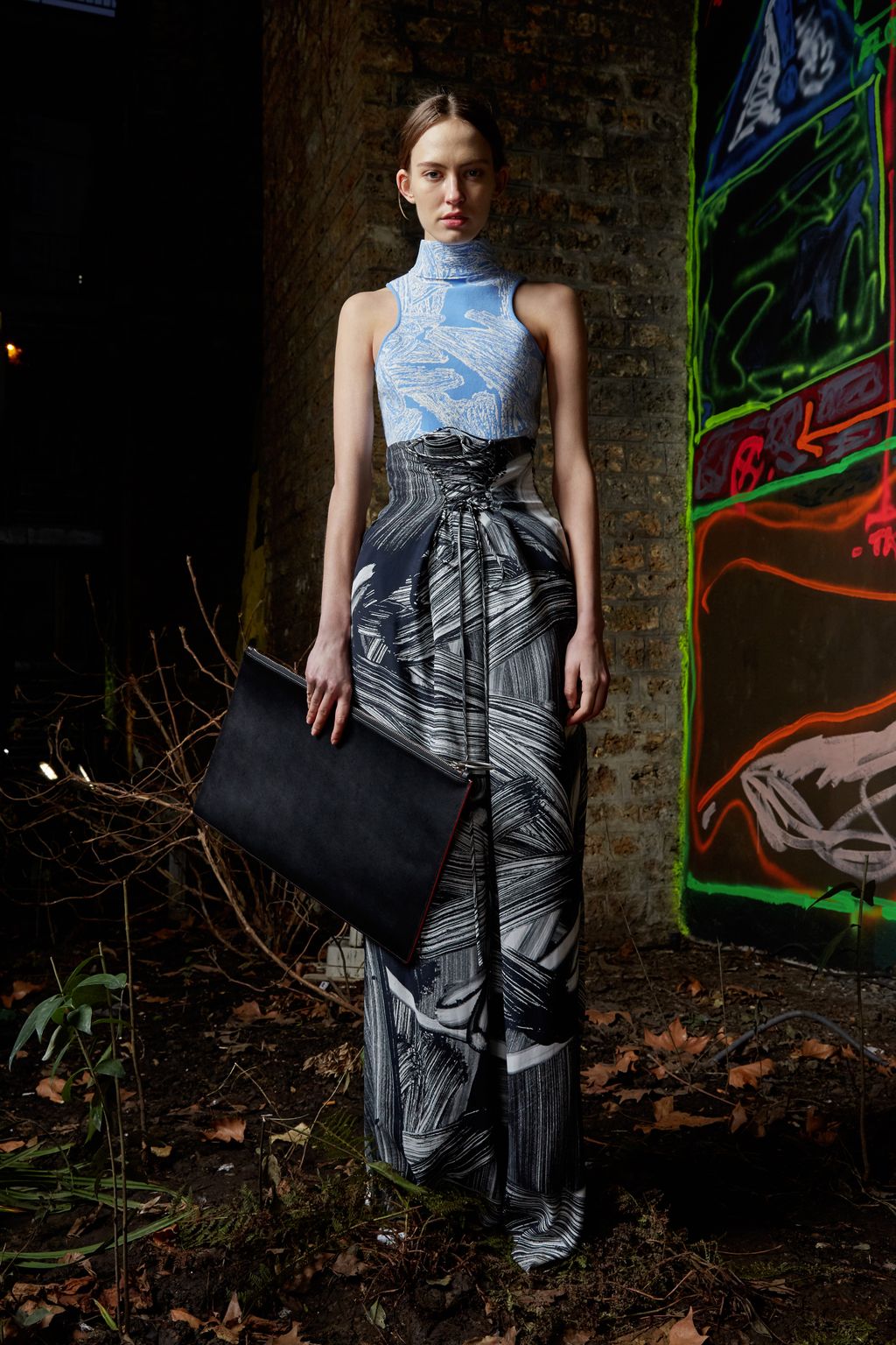 Fashion Week Paris Pre-Fall 2017 look 3 from the Off-White collection 女装