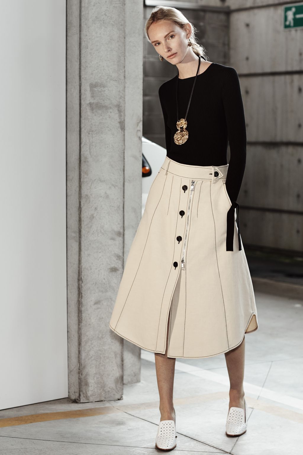 Fashion Week Milan Resort 2017 look 3 from the Sportmax collection womenswear