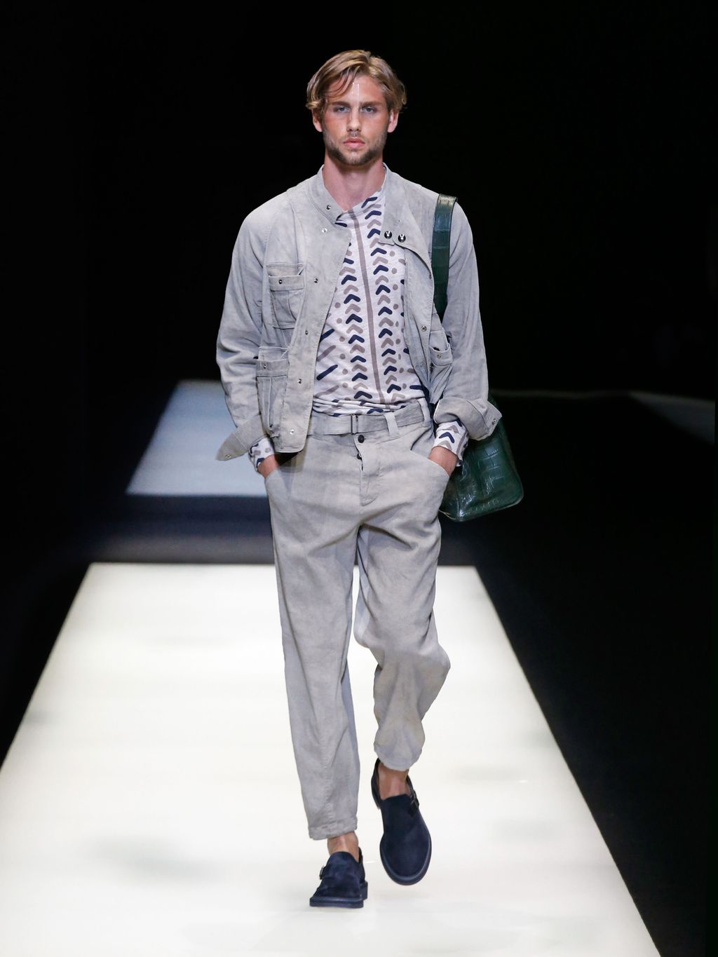 Fashion Week Milan Spring/Summer 2018 look 3 from the Giorgio Armani collection 男装