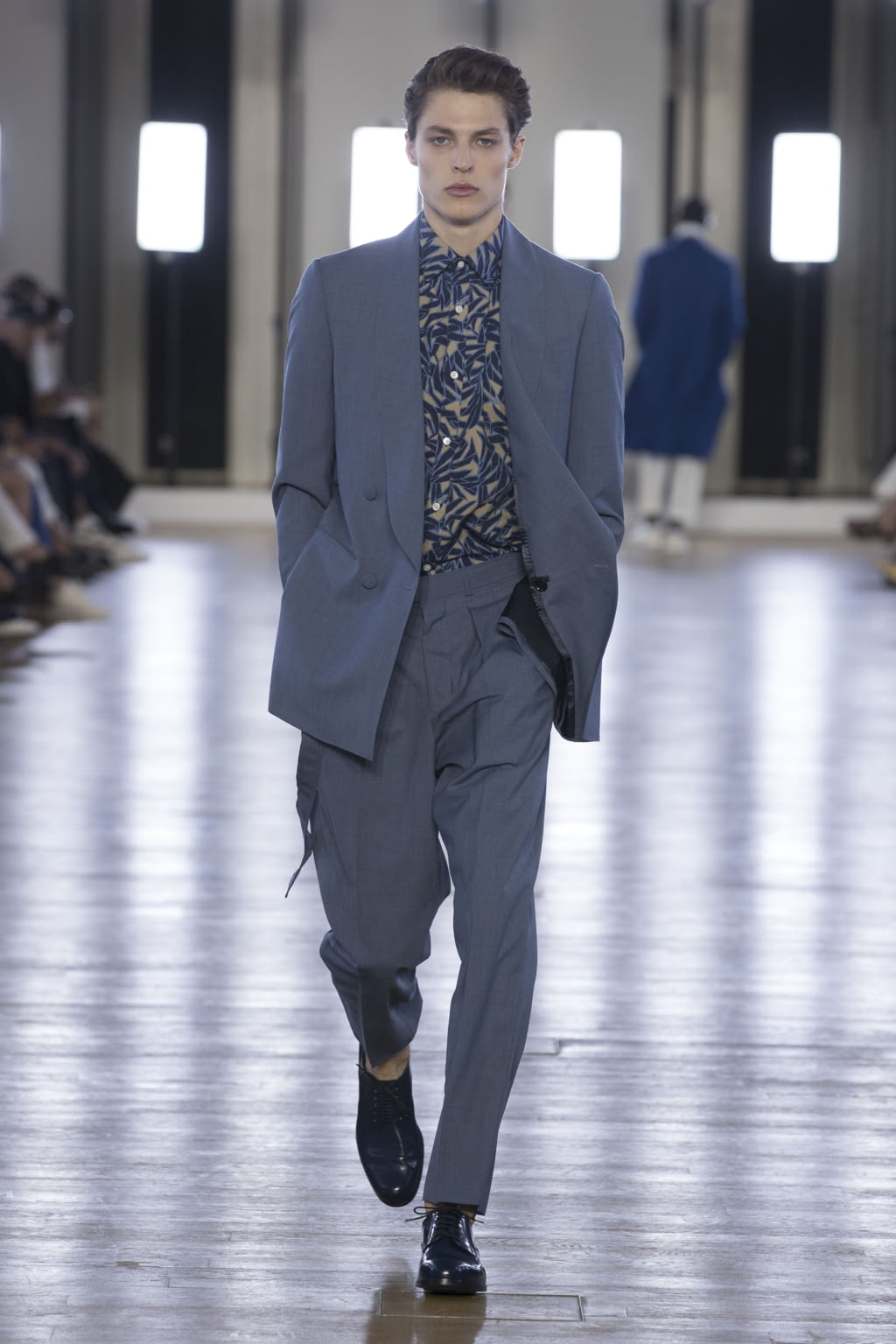 Fashion Week Paris Spring/Summer 2018 look 3 from the Cerruti 1881 collection menswear