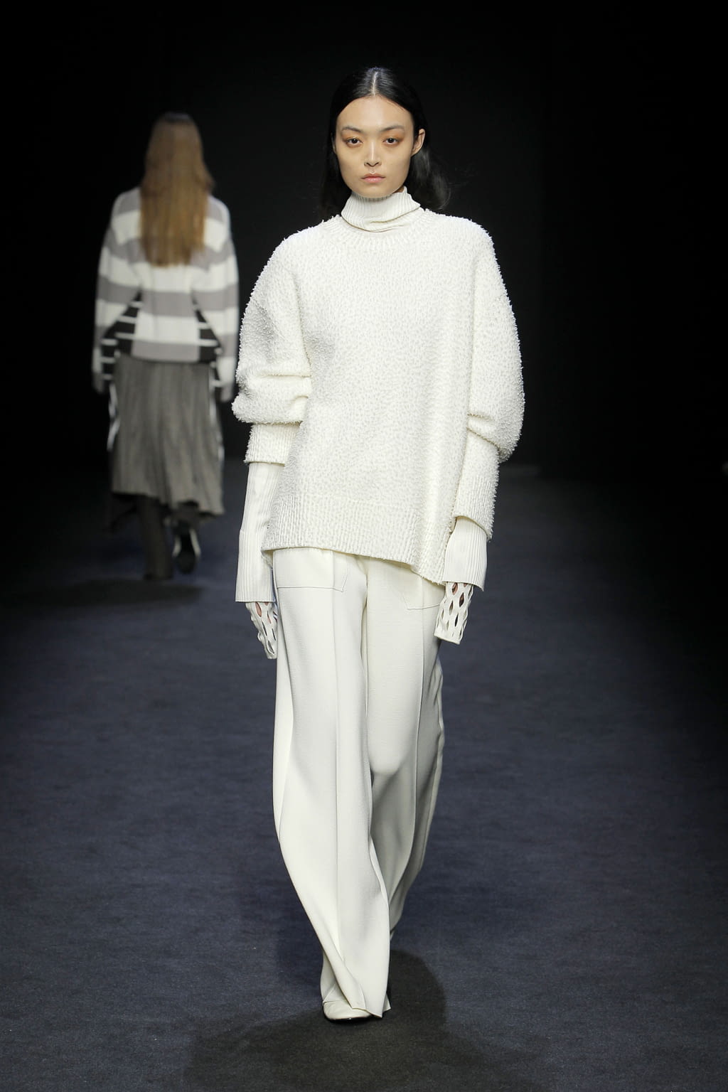 Fashion Week Milan Fall/Winter 2020 look 3 de la collection MRZ womenswear