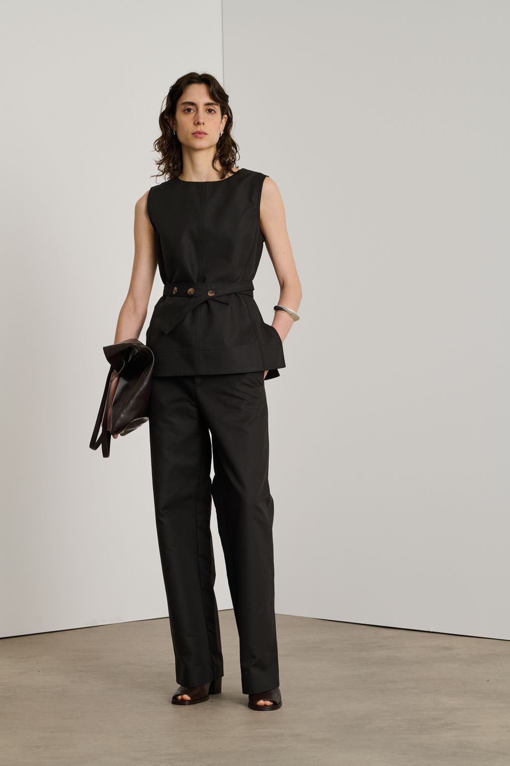 Fashion Week Paris Spring/Summer 2025 look 43 from the Soeur collection womenswear