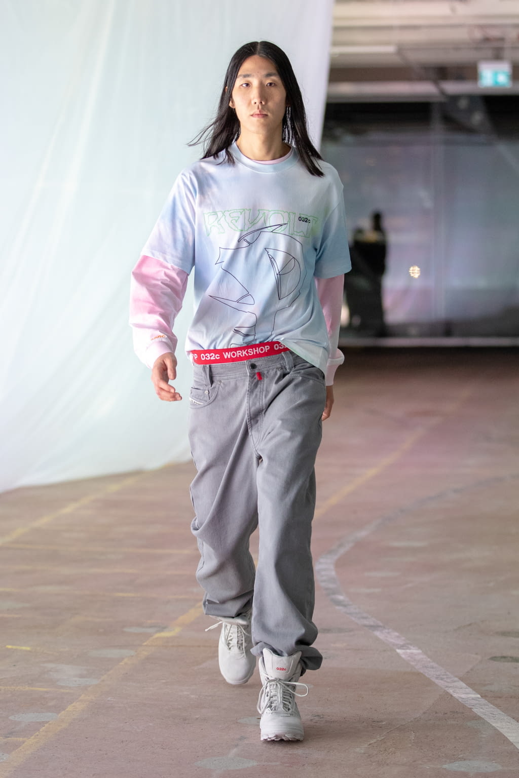 Fashion Week London Spring/Summer 2019 look 3 from the 032c collection 女装