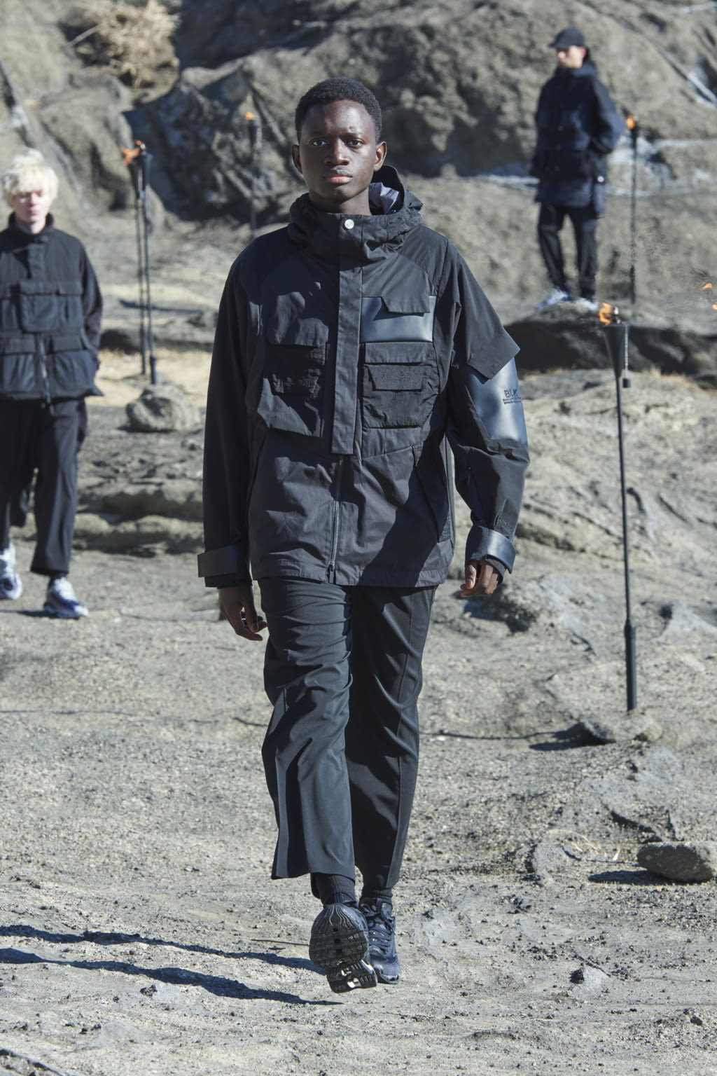Fashion Week Paris Fall/Winter 2022 look 31 from the White Mountaineering collection 男装