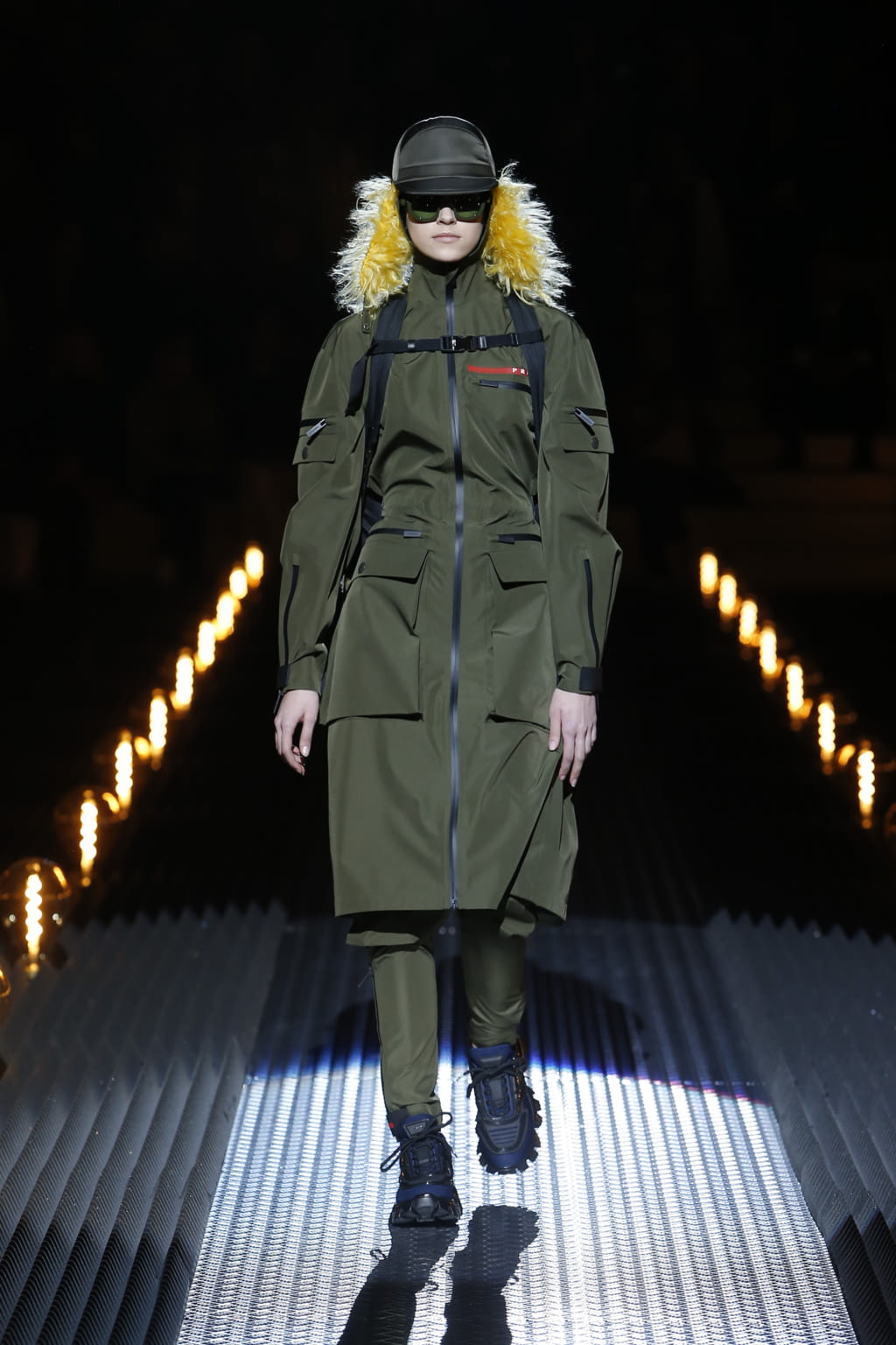 Fashion Week Milan Fall/Winter 2019 look 31 from the Prada collection 女装