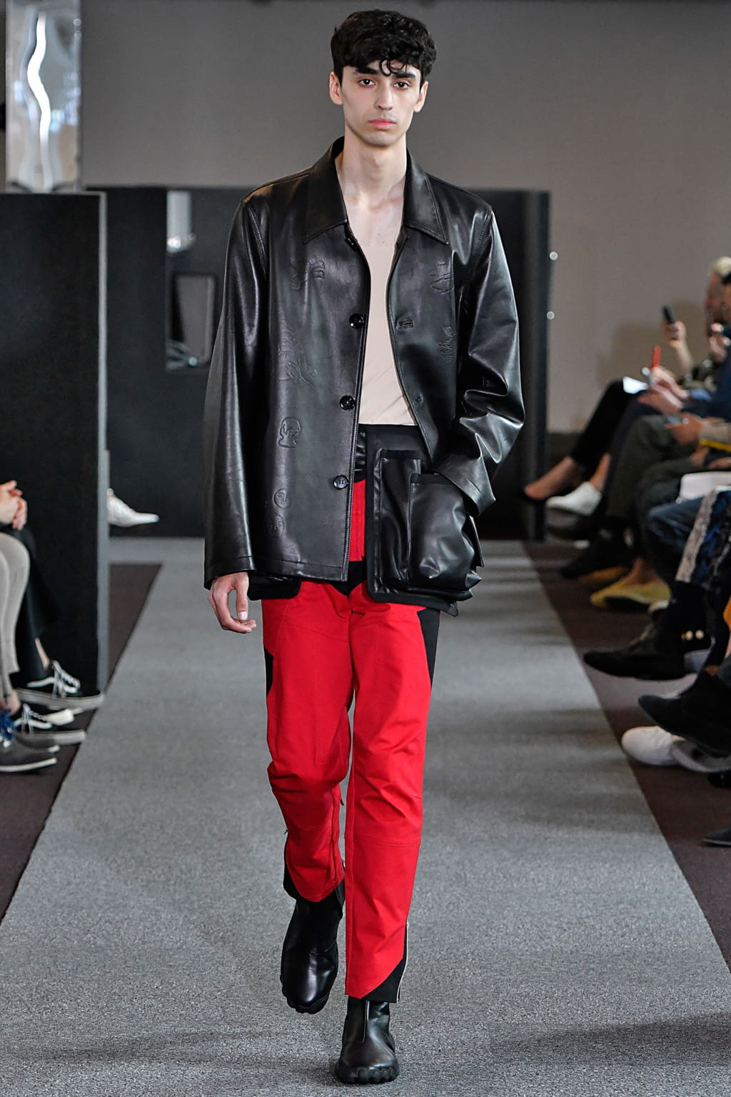 Fashion Week London Spring/Summer 2018 look 35 from the Xander Zhou collection menswear