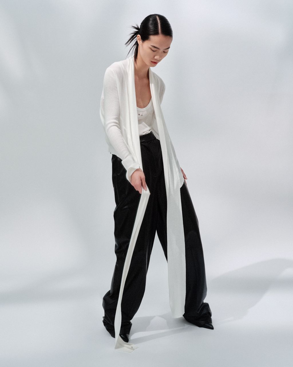 Fashion Week Paris Spring/Summer 2025 look 36 from the Barbara Bui collection womenswear