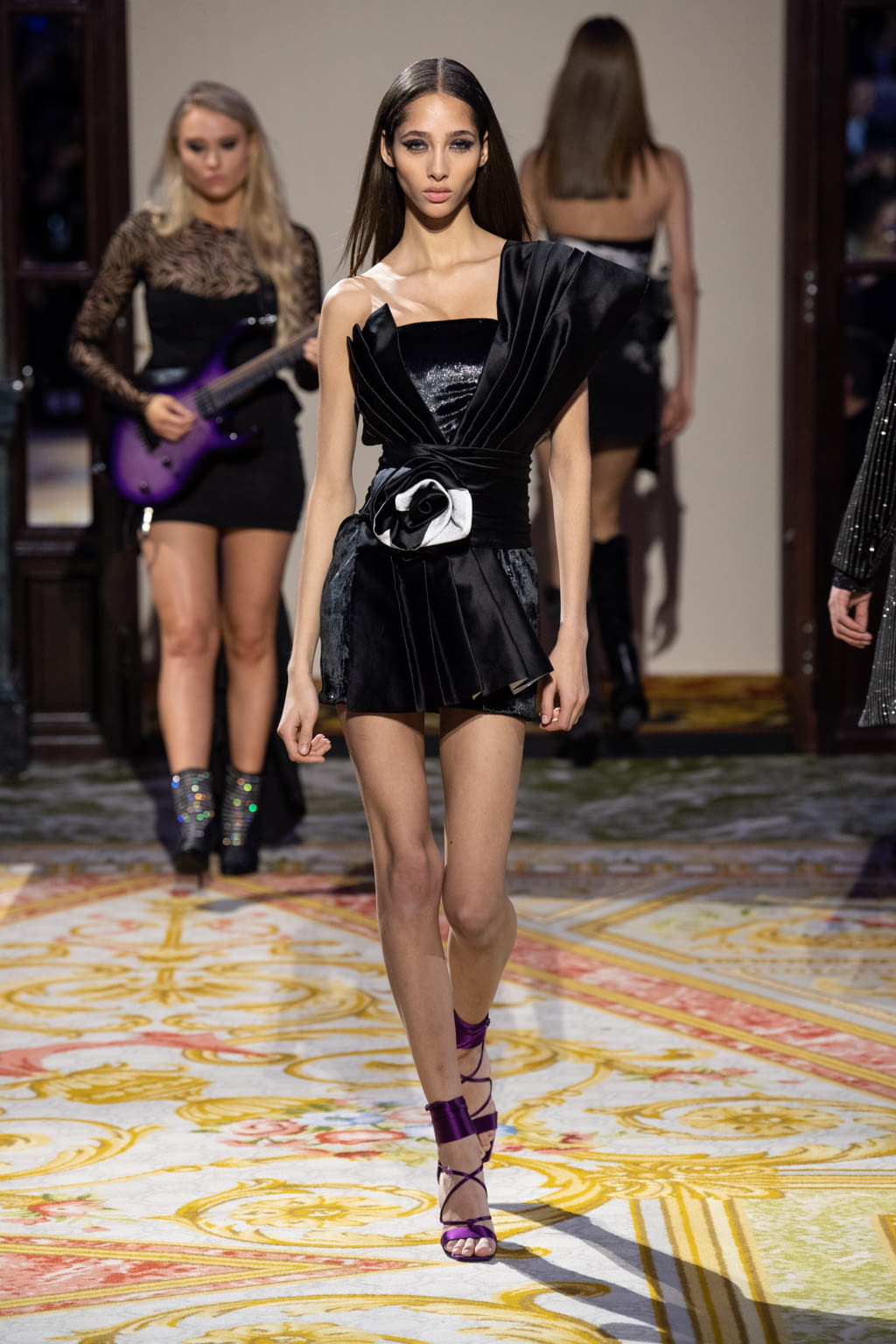 Fashion Week Paris Fall/Winter 2020 look 36 from the Redemption collection 女装