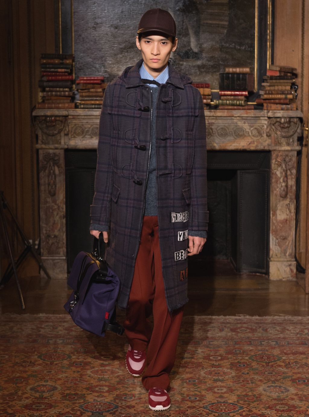 Fashion Week Paris Fall/Winter 2017 look 36 from the Valentino collection 男装