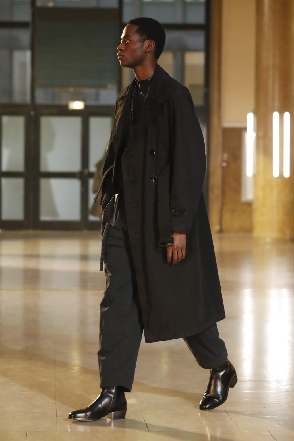 Fashion Week Paris Fall/Winter 2020 look 38 from the Lemaire collection womenswear