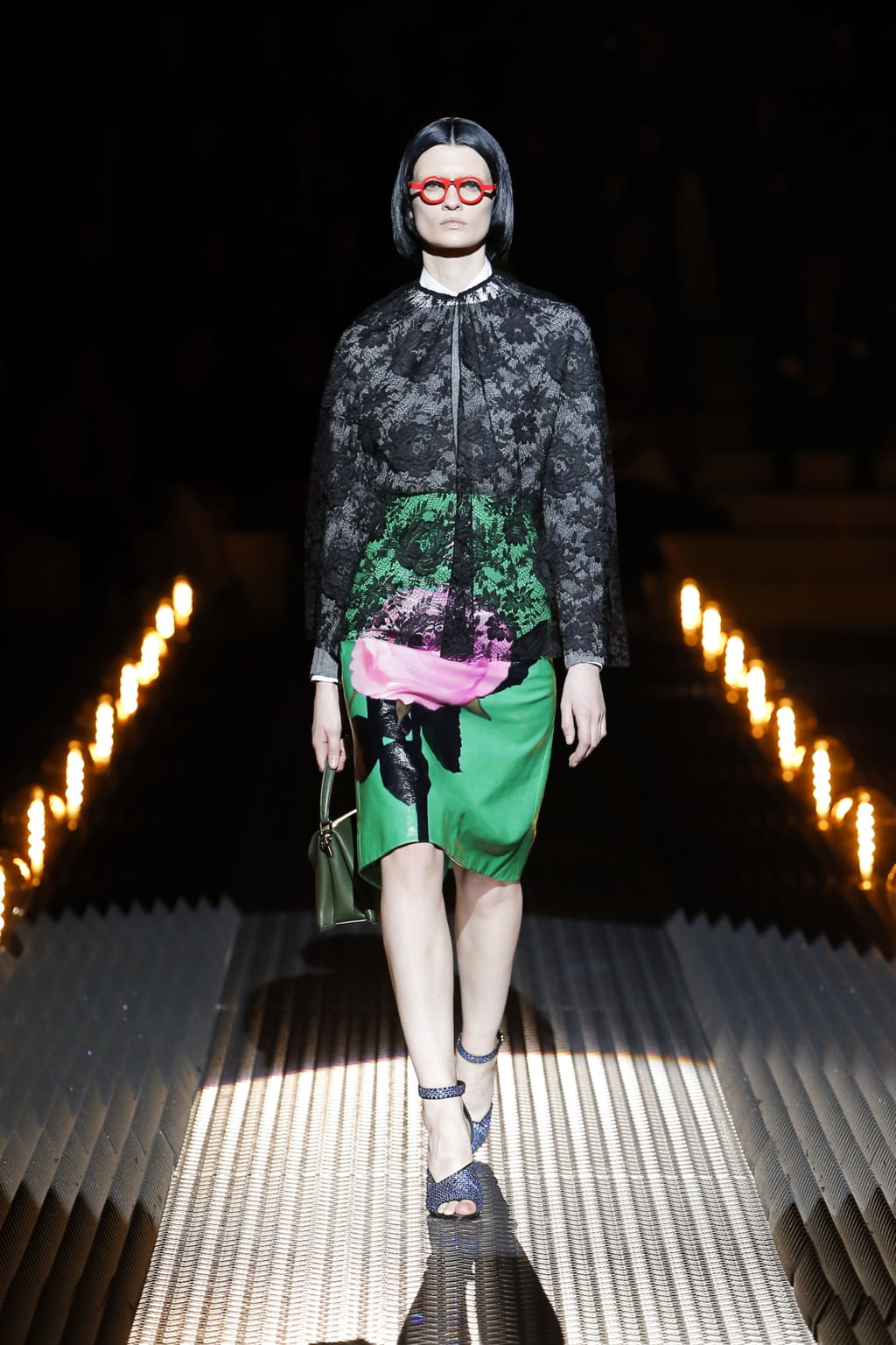 Fashion Week Milan Fall/Winter 2019 look 38 from the Prada collection 女装