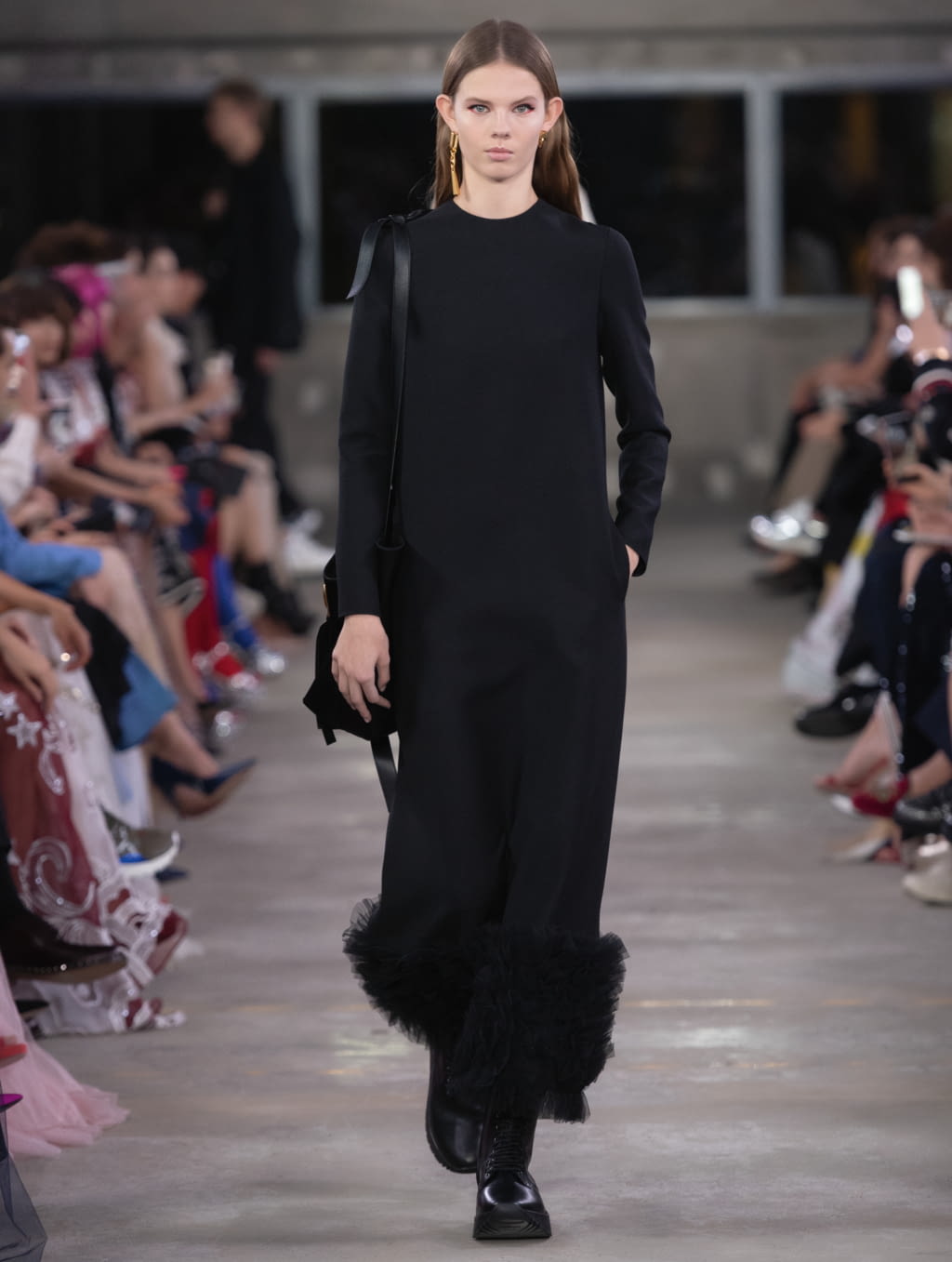 Fashion Week Paris Pre-Fall 2019 look 37 from the Valentino collection womenswear