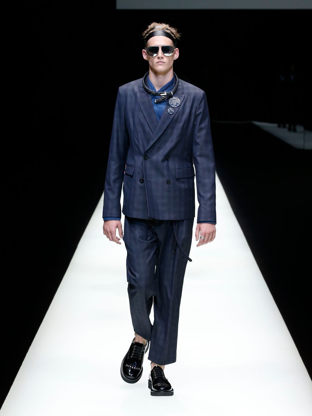 Fashion Week Milan Spring/Summer 2018 look 4 from the Emporio Armani collection menswear