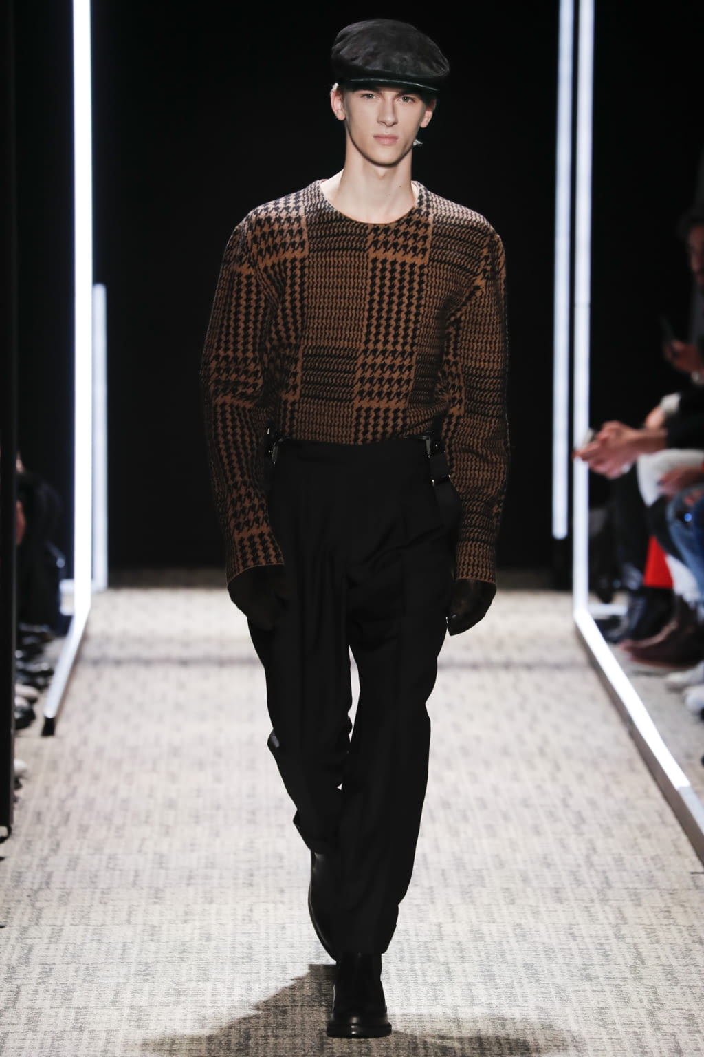 Fashion Week Paris Fall/Winter 2017 look 4 from the Cerruti 1881 collection 男装