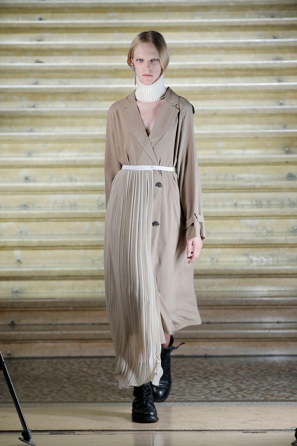 Fashion Week Milan Fall/Winter 2016 look 4 de la collection Erika Cavallini womenswear