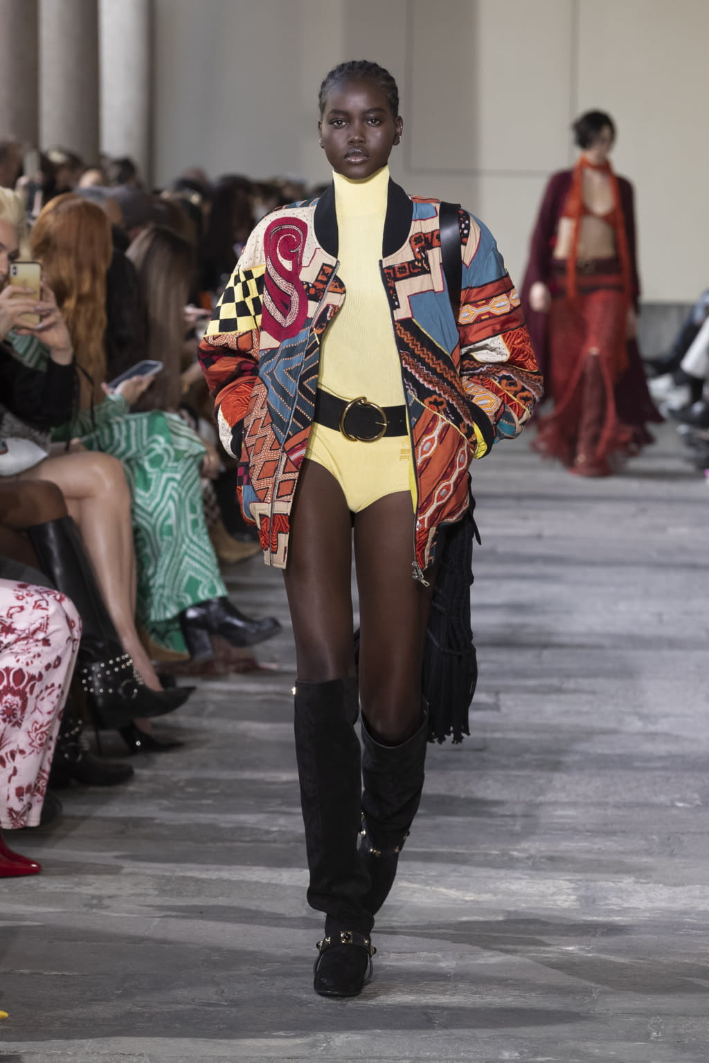 Fashion Week Milan Fall/Winter 2022 look 4 from the Etro collection womenswear