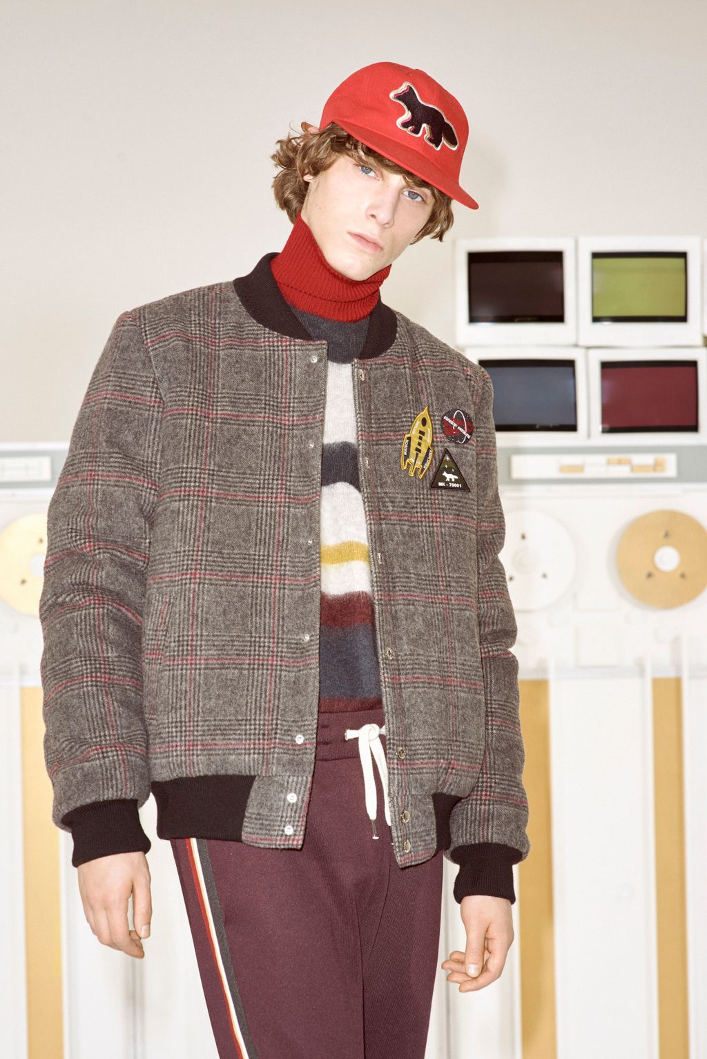 Fashion Week Paris Fall/Winter 2018 look 4 from the Maison Kitsuné collection menswear