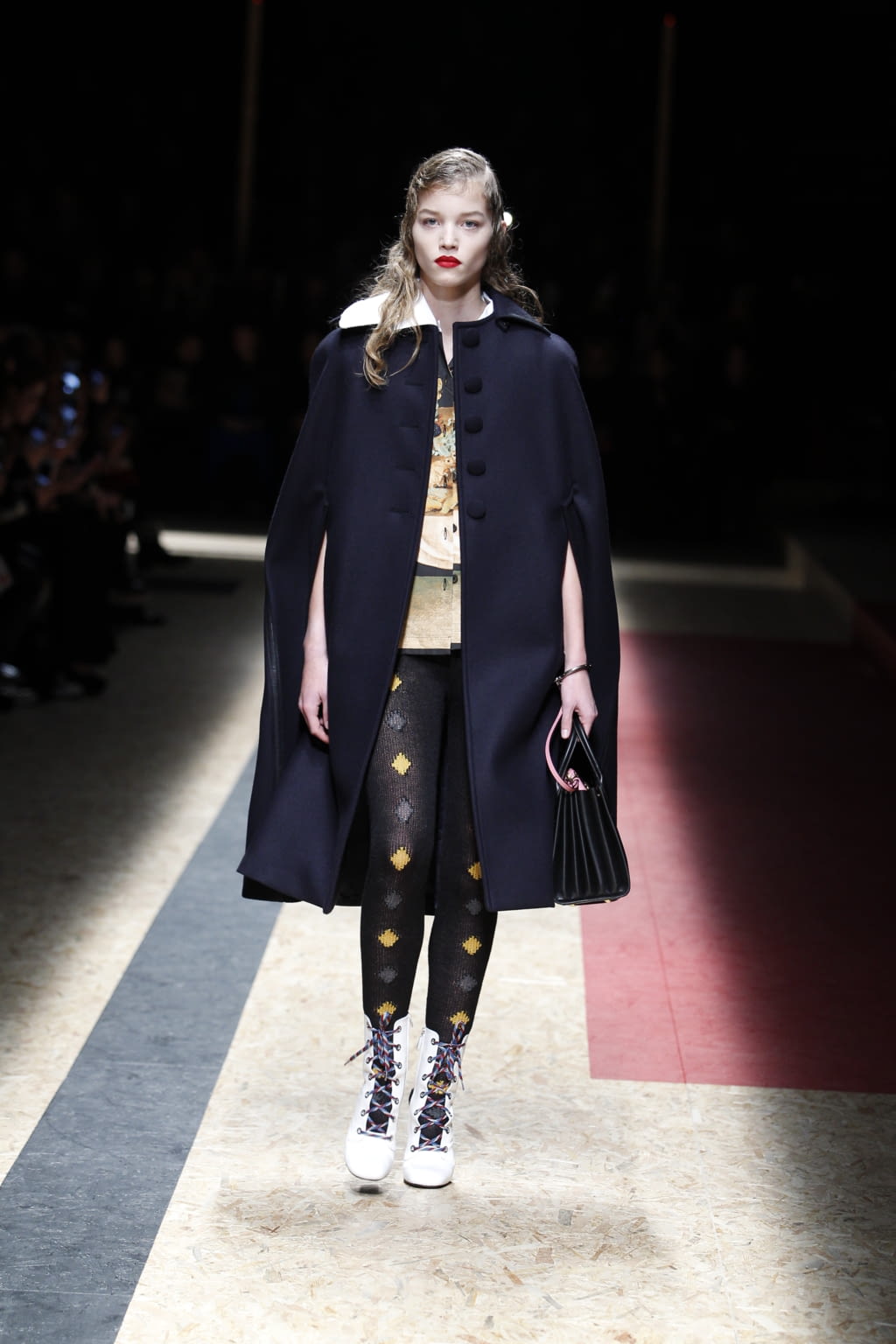 Fashion Week Milan Fall/Winter 2016 look 4 from the Prada collection 女装